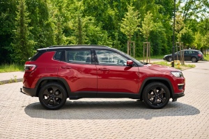JEEP COMPASS II MP 2017-2026 LISTWA BŁOTNIKA TYLNA PRAWA CZĘŚĆ TYLNA 5UP18RXFAC