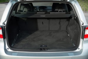 VOLVO XC70 II 2007-2016 ROLETA BAGAŻNIKA CZARNA 39882849