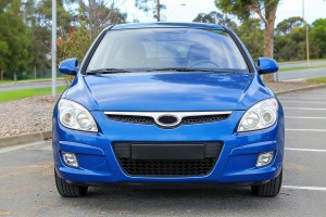 HYUNDAI i30 I FD 2007-2010 PRZED FACELIFTINGIEM KRATKA ATRAPA PRZEDNIEGO ZDERZAKA 865612L010
