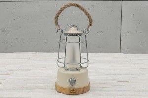 LAMPA LED VINTAGE CREAM ZE SZNUREM