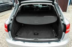 AUDI A6 C6 AVANT 2005-2011 ROLETA BAGAŻNIKA CZARNA 4F9863553A
