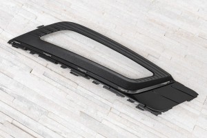 FORD FUSION MK2 II 2016-2020 PO FACELIFTINGU KRATKA ZAŚLEPKA PRZEDNIEJ LAMPY PRZECIWMGIELNEJ PRAWA HS7319952B