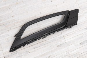 FORD FUSION MK2 II 2016-2020 PO FACELIFTINGU KRATKA ZAŚLEPKA PRZEDNIEJ LAMPY PRZECIWMGIELNEJ PRAWA HS7319952B