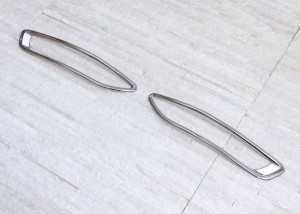 VOLKSWAGEN JETTA 2011-2015 WYPRZEDAŻ NAKŁADKI NA LAMPY PRZECIWMGIELNE TYLNE
