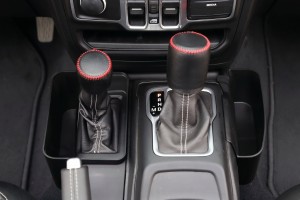 JEEP WRANGLER JL 2018+ ORGANIZER LEWARKA ZMIANY BIEGÓW