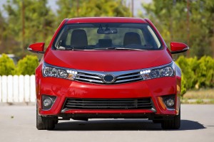 TOYOTA COROLLA XI E16 2013-2016 SEDAN PRZED FACELIFTINGIEM GRILL PRZEDNI ATRAPA CHŁODNICY 5311102790