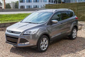 FORD ESCAPE MK3 III 2013-2016 PRZED FACELIFTINGIEM LAMPA PRZECIWMGIELNA LEWA CV4413B221AG