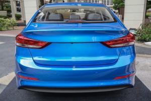 HYUNDAI ELANTRA VI AD 2015-2018 PRZED FACELIFTINGIEM ODBLASK LAMPA TYLNEGO ZDERZAKA LEWA 92405F2000