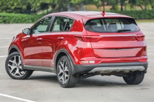 KIA SPORTAGE IV QL 2016-2018 PRZED FACELIFTINGIEM ZDERZAK TYLNY DOLNY BEZ PDC 86612D9010 86612D9110