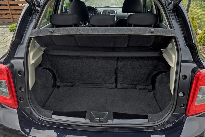 NISSAN MICRA IV K13 2010-2017 PÓŁKA BAGAŻNIKA 79910-1HD3A