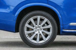 VOLVO XC90 II 2014+ LISTWA TYLNEGO BŁOTNIKA PRAWA 39790019 