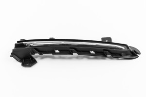 VOLVO V40 II 2012-2019 KRATKA ZAŚLEPKA PRZEDNIEGO ZDERZAKA LEWA 31347042 31347058