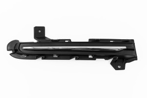 VOLVO V40 II 2012-2019 KRATKA ZAŚLEPKA PRZEDNIEGO ZDERZAKA PRAWA 31347043 31347059