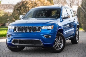 JEEP GRAND CHEROKEE IV WK2 2017-2021 PO DRUGIM FACELIFTINGU KOMPLETNY ZDERZAK PRZEDNI BEZ PDC BEZ SPRYSKIWACZY 6EB83TZZAA