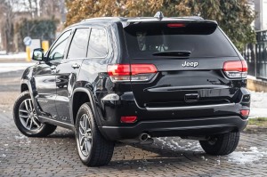 JEEP GRAND CHEROKEE IV WK2 2010-2021 KOMPLETNY ZDERZAK TYLNY Z 4xPDC 68310168AB
