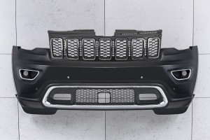 JEEP GRAND CHEROKEE IV WK2 2017-2021 DRUGI FACELIFTING KOMPLETNY ZDERZAK PRZEDNI Z PDC BEZ SPRYSKIWACZY Z GRILLEM 68333498AA