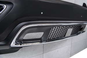 JEEP GRAND CHEROKEE IV WK2 2017-2021 DRUGI FACELIFTING KOMPLETNY ZDERZAK PRZEDNI Z PDC BEZ SPRYSKIWACZY Z GRILLEM 68333498AA