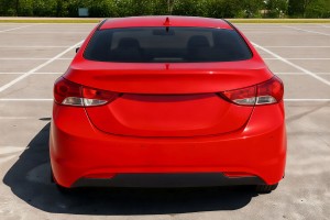 HYUNDAI ELANTRA V MD 2010-2013 PRZED FACELIFTINGIEM KOMPLETNY ZDERZAK TYLNY Z PDC 866103X710