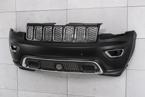 JEEP GRAND CHEROKEE IV WK2 2017-2021 PO DRUGIM FACELIFTINGU KOMPLETNY ZDERZAK PRZEDNI Z PDC BEZ SPRYSKIWACZY Z CHROMOWANYM GRILLEM 68333498AA