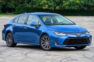 TOYOTA COROLLA XII E21 2019+ SEDAN KOMPLETNY ZDERZAK PRZEDNI Z GRILLEM 5211902Q10