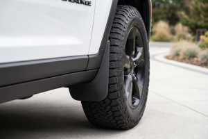 JEEP GRAND CHEROKEE V WL 2021+ CHLAPACZE