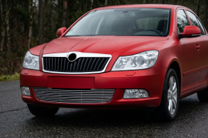 SKODA OCTAVIA 2010-2013 WYPRZEDAŻ GRILL ALUMINIOWY