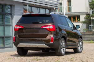 KIA SORENTO II XM 2012-2014 PO FACELIFTINGU NAKŁADKI TYLNYCH ŚWIATEŁ PRZECIWMGIELNYCH