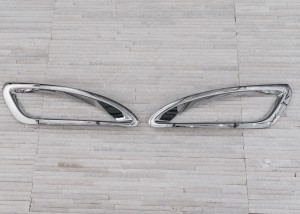 KIA OPTIMA III 2011-2015 WYPRZEDAŻ NAKŁADKI NA LAMPY PRZEDNIE
