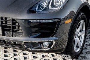 PORSCHE MACAN OZDOBNE LISTWY HALOGENÓW PRZEDNICH