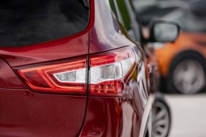 NISSAN QASHQAI II J11 2014-2017 PRZED LIFTINGIEM LAMPA KLAPY TYLNEJ PRAWA 265554EA5D