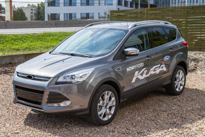 FORD ESCAPE MK3 III 2013-2019 TRÓJKĄT LISTWA PRZY LUSTERKU LEWA CJ54S16003