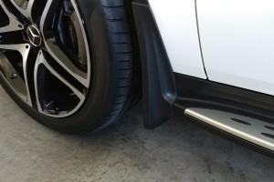 413813