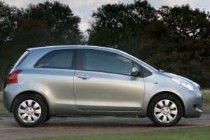 TOYOTA YARIS II XP90 2005-2011 CHLAPACZE