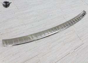 243640