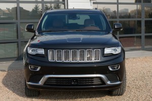 JEEP GRAND CHEROKEE IV WK2 2014-2017 PO FACELIFTINGU ATRAPA GRILL CHROMOWANY 5RM46TZZAA