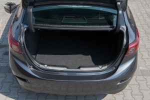 MAZDA 3 2014+ STALOWA LISTWA PROGU BAGAŻNIKA