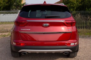 KIA SPORTAGE IV QL 2016-2021 STALOWA ŚRODKOWA LISTWA KLAPY